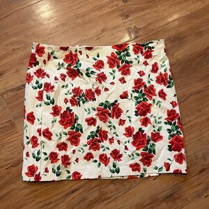 Rose cut denim skirt